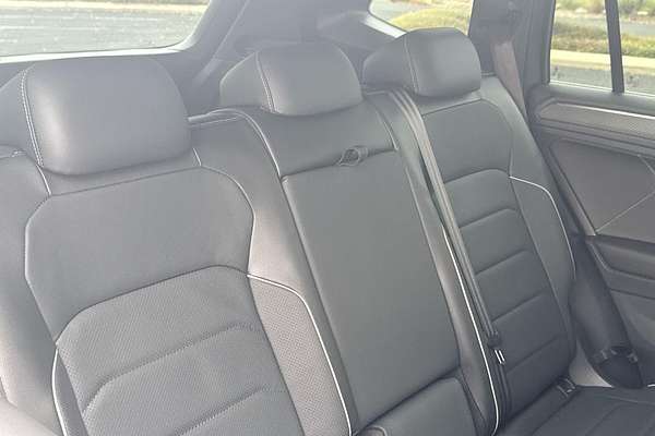 2024 Volkswagen Tiguan Wolfsburg Edition Allspace 5N