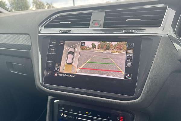 2024 Volkswagen Tiguan Wolfsburg Edition Allspace 5N