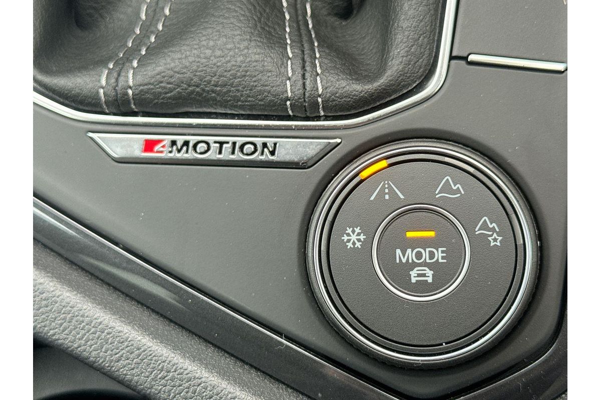 2024 Volkswagen Tiguan Wolfsburg Edition Allspace 5N