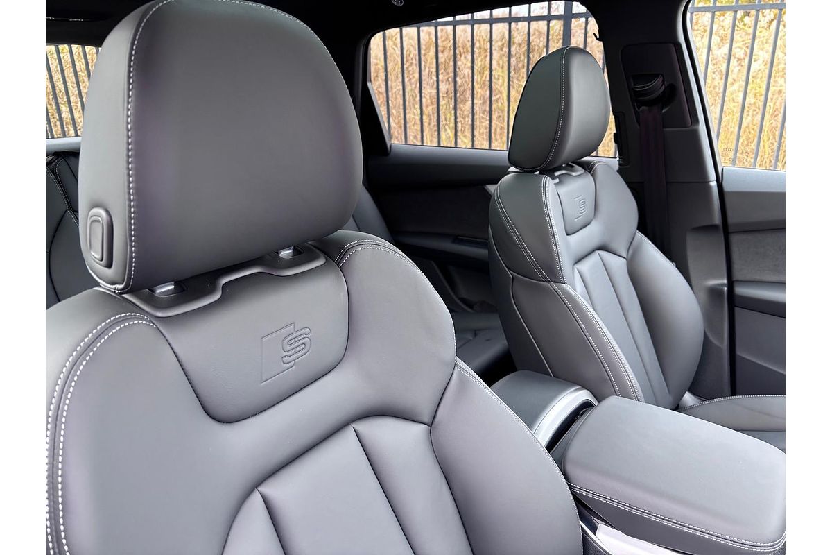 2025 Audi Q7 55 TFSI S line 4M
