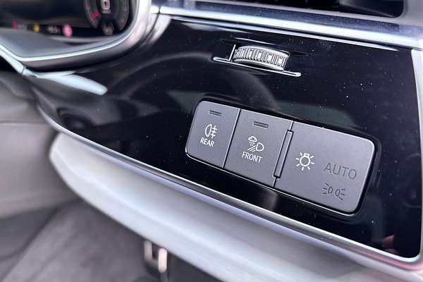 2025 Audi Q7 55 TFSI S line 4M