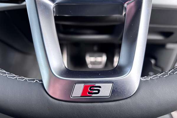 2025 Audi Q7 55 TFSI S line 4M