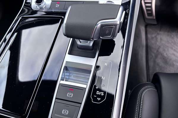 2025 Audi Q7 55 TFSI S line 4M