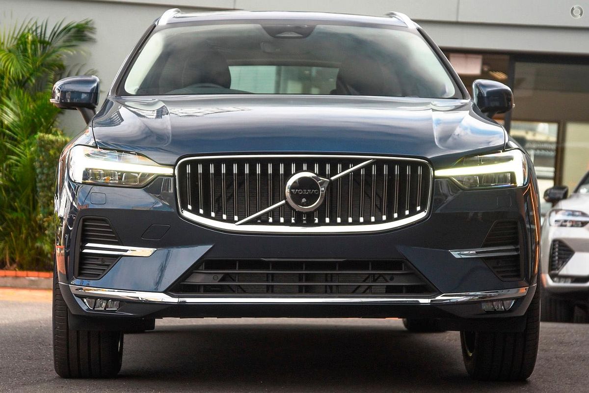 2024 Volvo XC60 Ultra B5 Bright