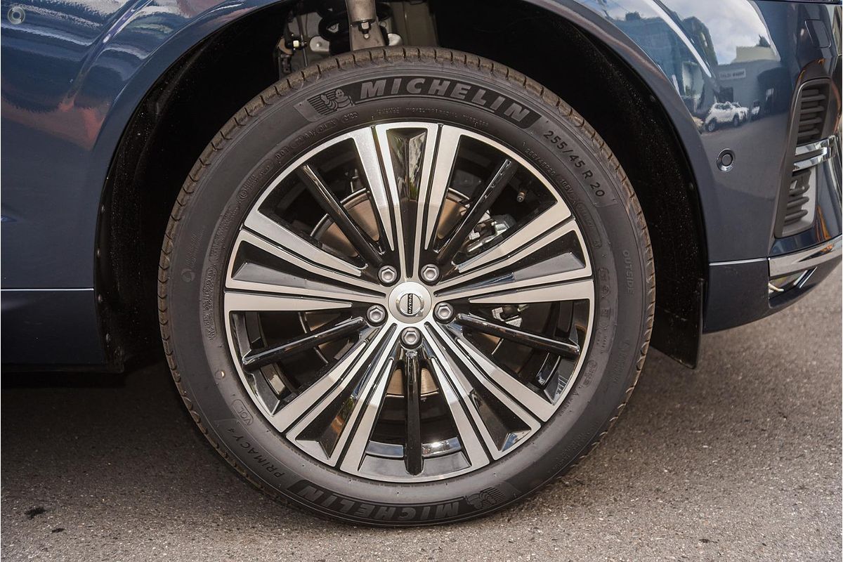 2024 Volvo XC60 Ultra B5 Bright