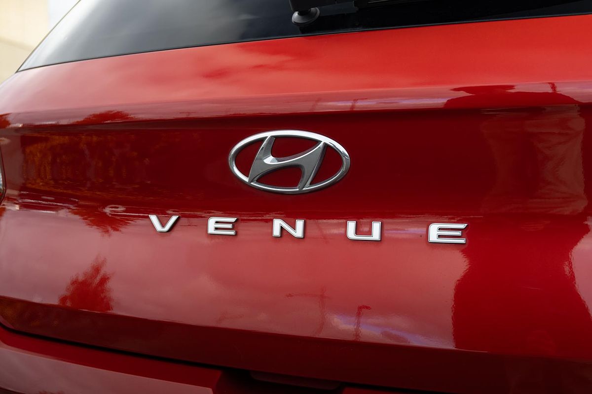2019 Hyundai Venue Launch Edition QX