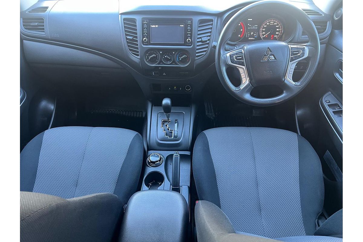 2022 Mitsubishi Triton GLX MR 4X4
