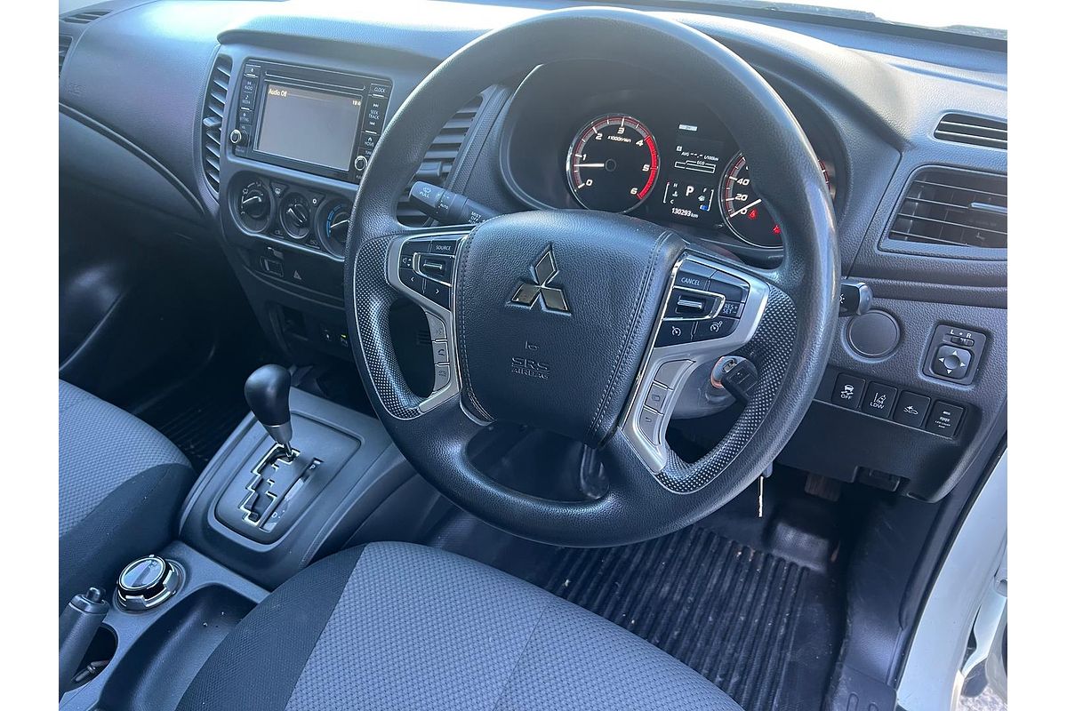 2022 Mitsubishi Triton GLX MR 4X4