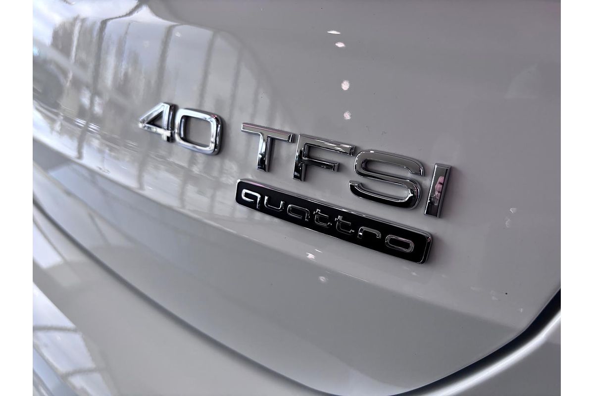 2025 Audi Q3 40 TFSI S line F3