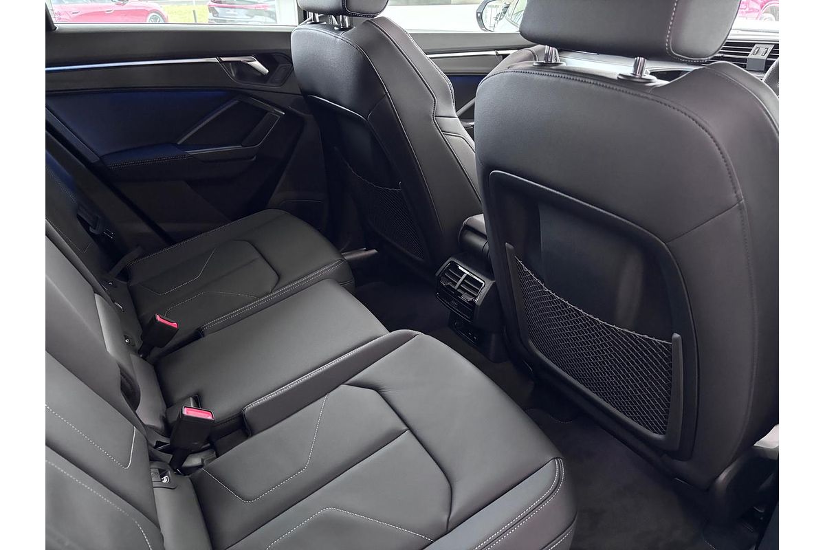 2025 Audi Q3 40 TFSI S line F3