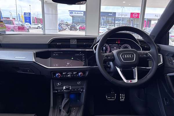 2025 Audi Q3 40 TFSI S line F3