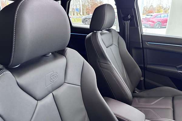 2025 Audi Q3 40 TFSI S line F3