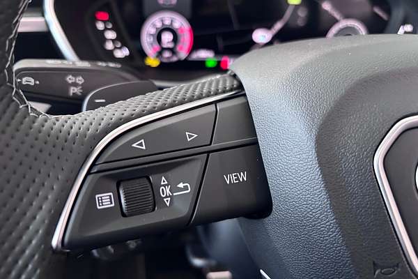 2025 Audi Q3 40 TFSI S line F3