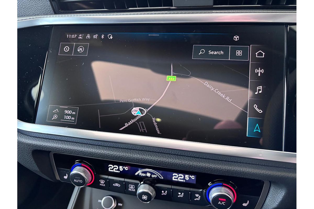 2025 Audi Q3 40 TFSI S line F3