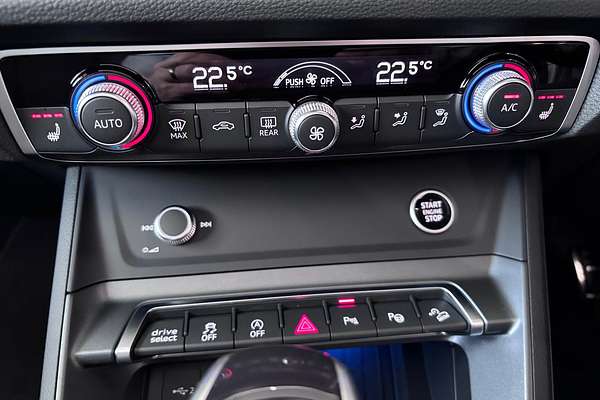 2025 Audi Q3 40 TFSI S line F3