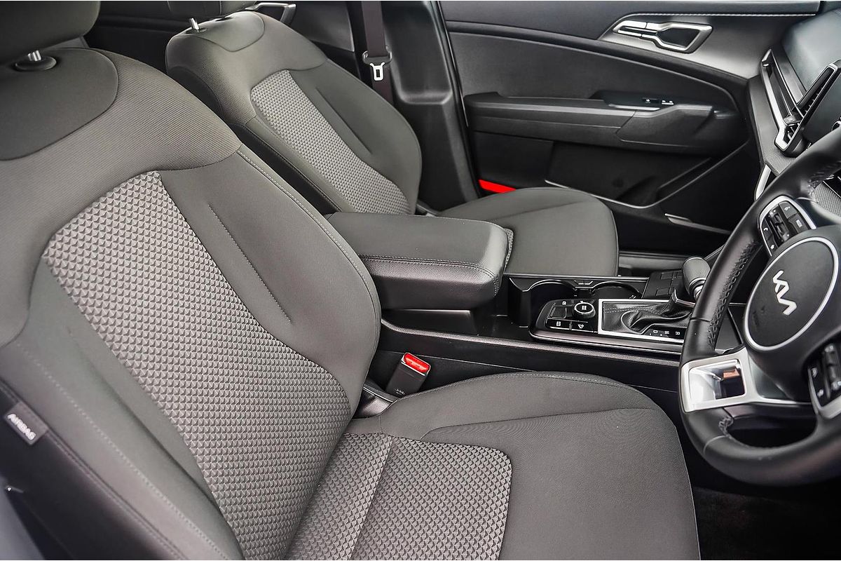 2024 Kia Sportage S NQ5