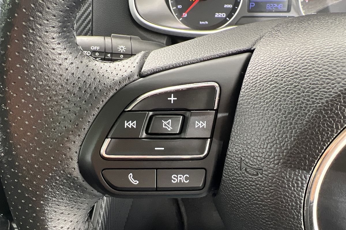 2019 MG ZS Essence AZS1