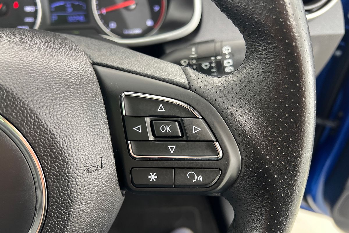 2019 MG ZS Essence AZS1