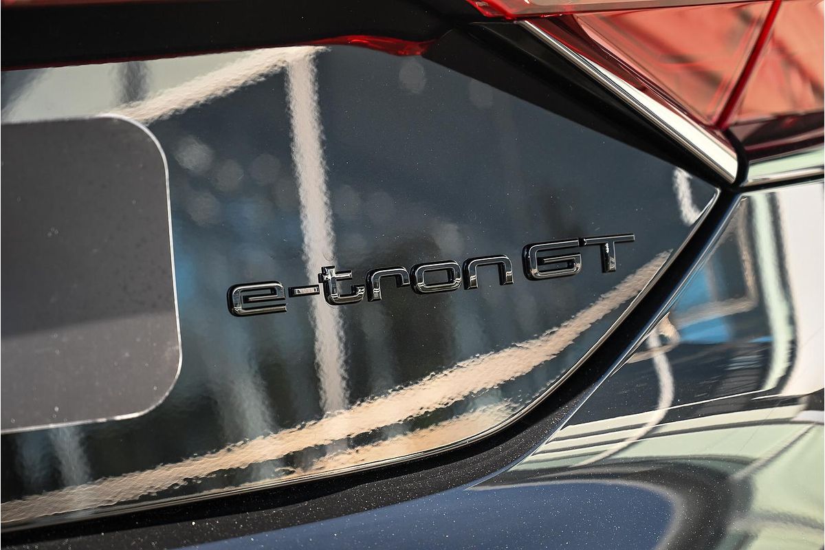 2023 Audi RS e-tron GT F83