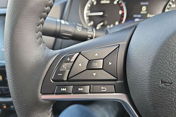 2025 Nissan Navara PRO-4X D23 4X4