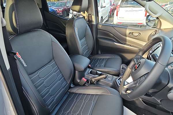 2025 Nissan Navara PRO-4X D23 4X4