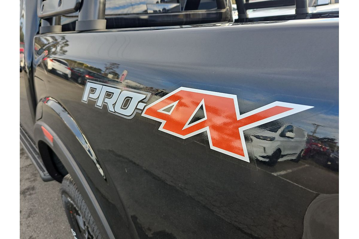 2025 Nissan Navara PRO-4X D23 4X4