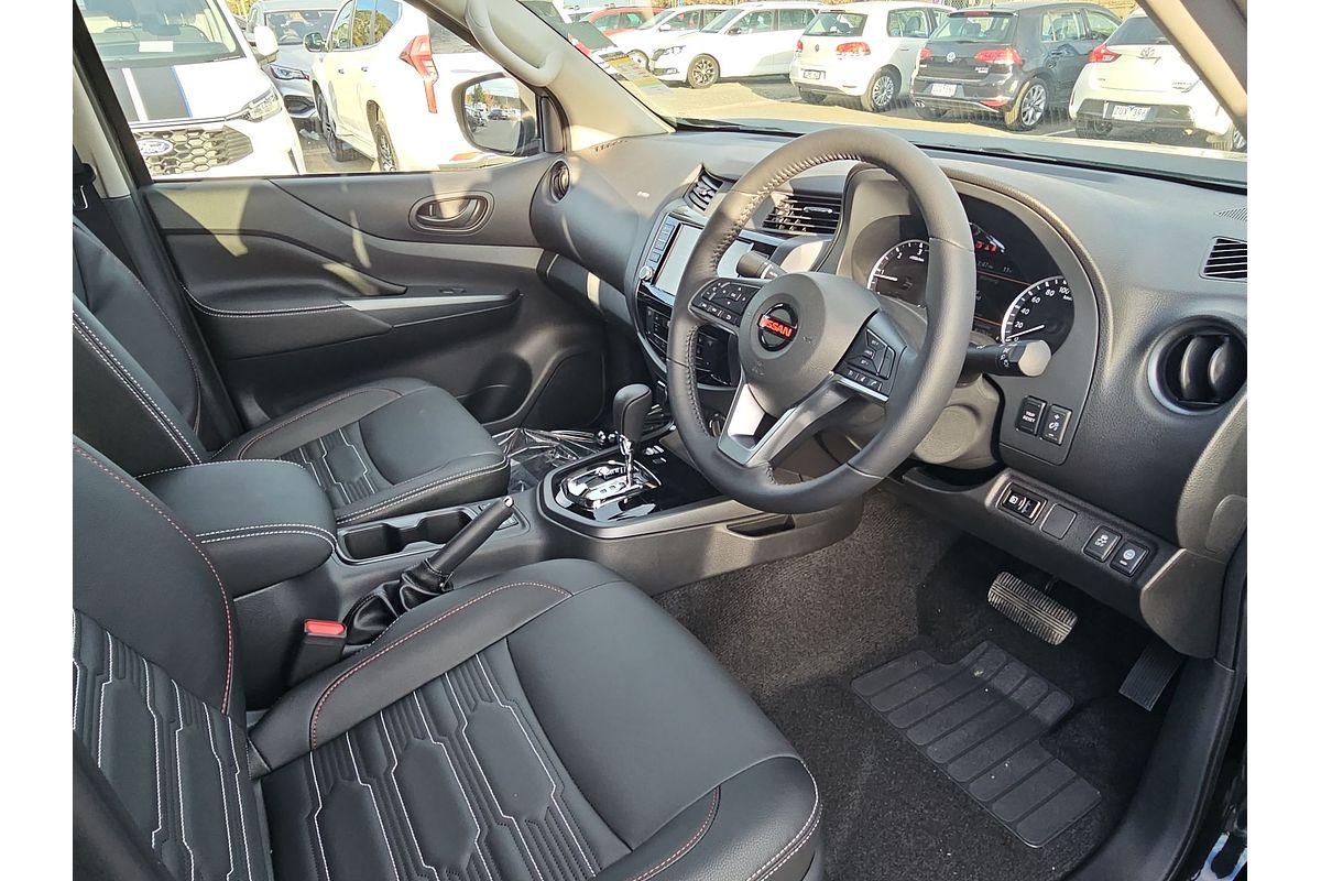 2025 Nissan Navara PRO-4X D23 4X4