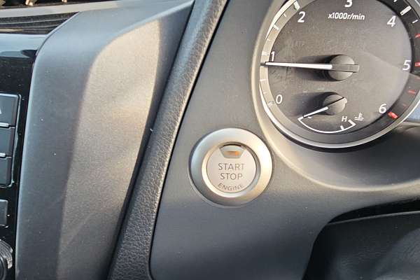 2025 Nissan Navara PRO-4X D23 4X4