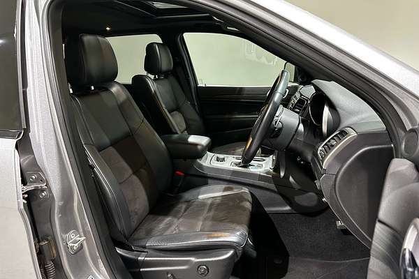 2020 Jeep Grand Cherokee Night Eagle WK