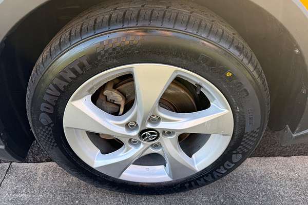2017 Toyota C-HR  NGX50R