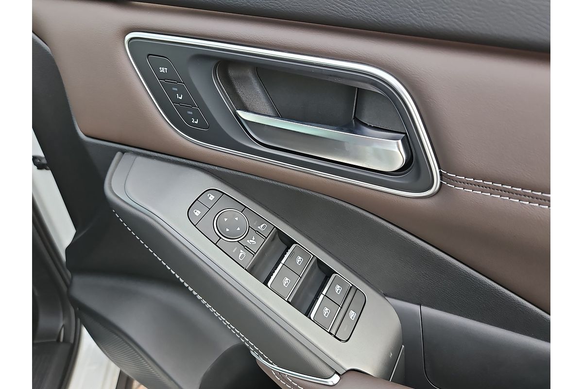 2025 Nissan QASHQAI Ti J12