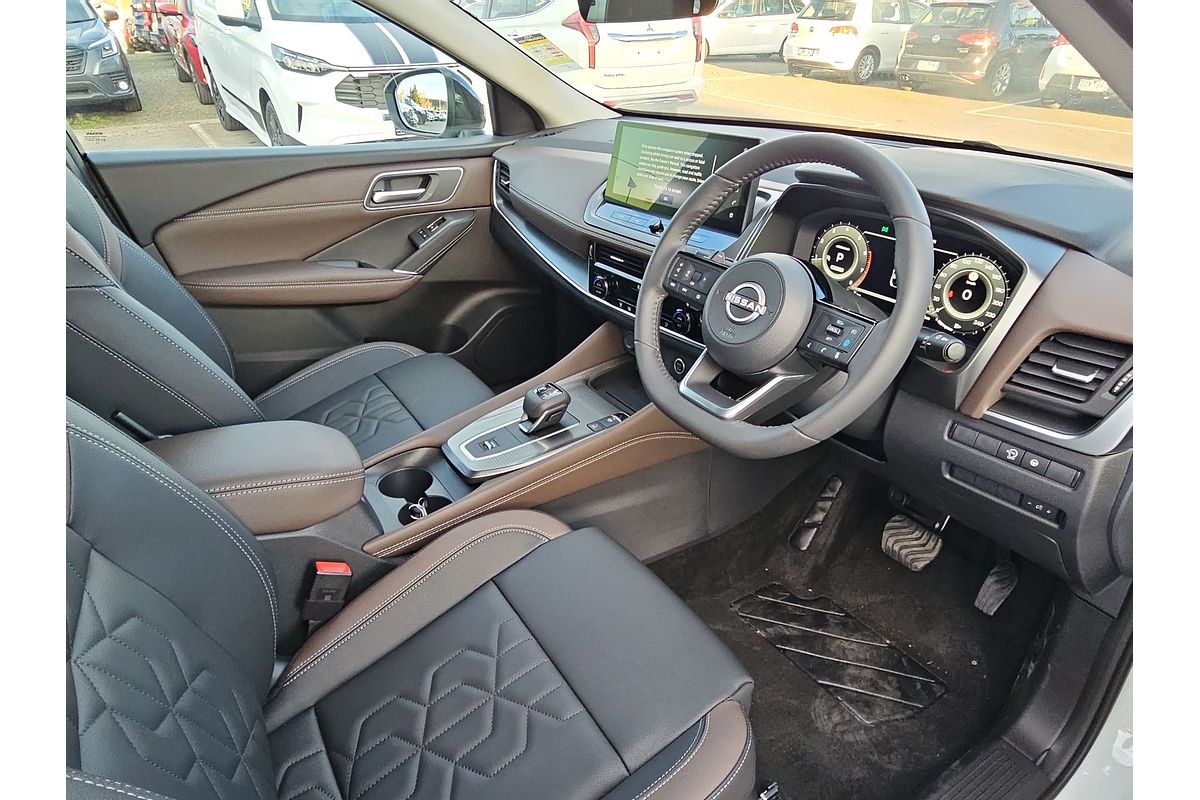 2025 Nissan QASHQAI Ti J12