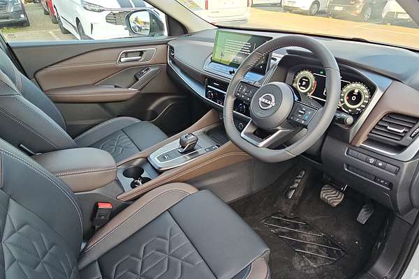2025 Nissan QASHQAI Ti J12