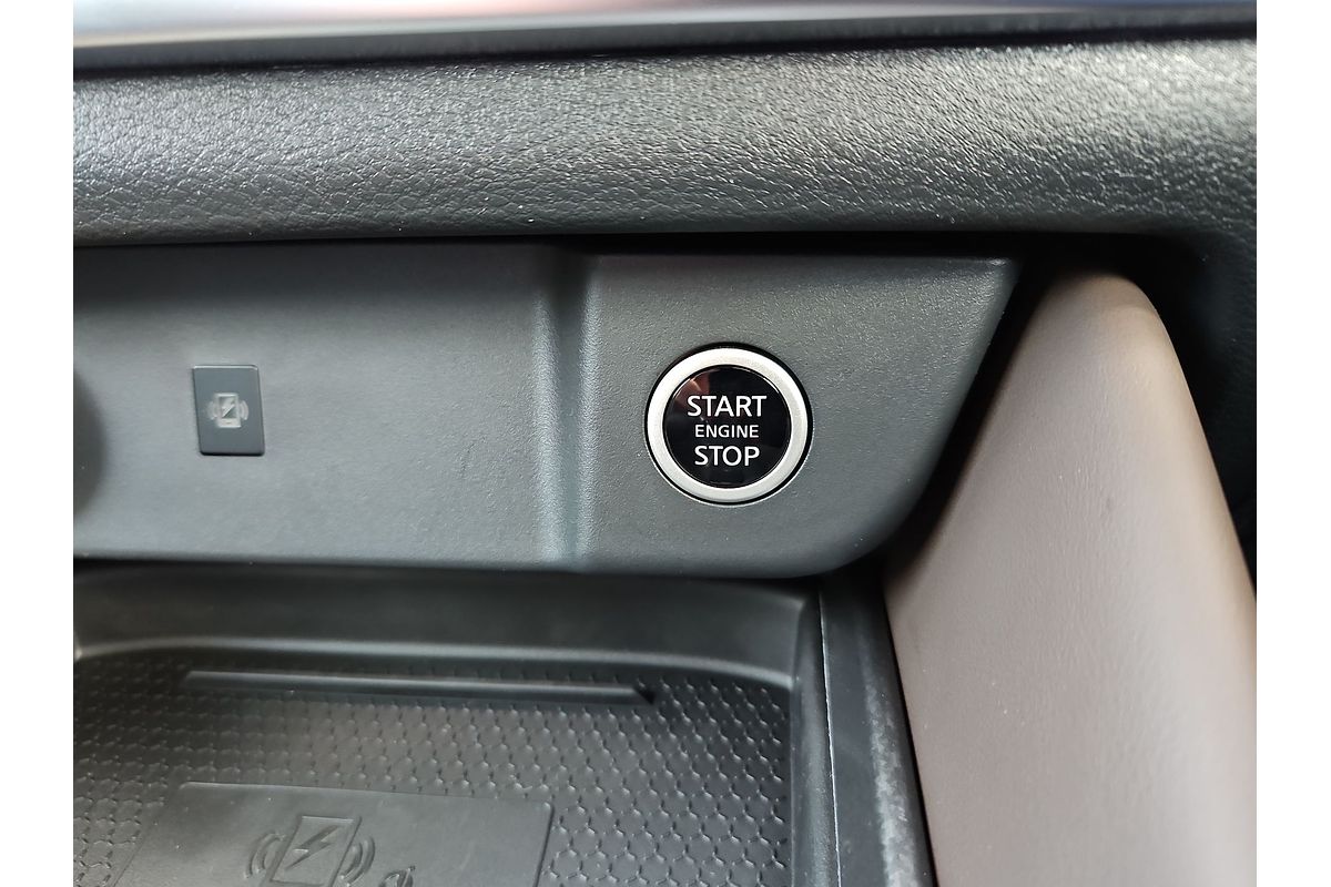 2025 Nissan QASHQAI Ti J12