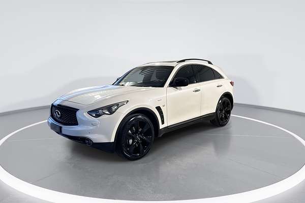 2019 INFINITI QX70 S Premium S51