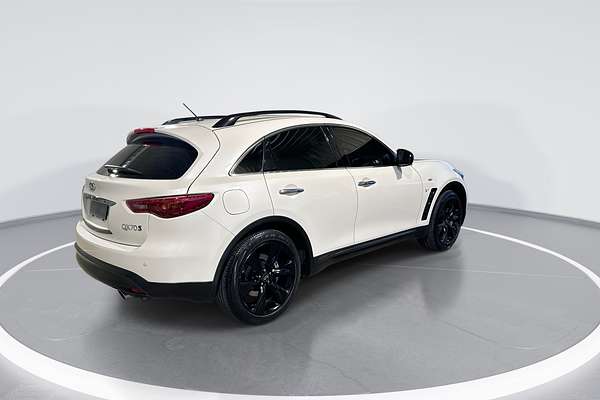 2019 INFINITI QX70 S Premium S51