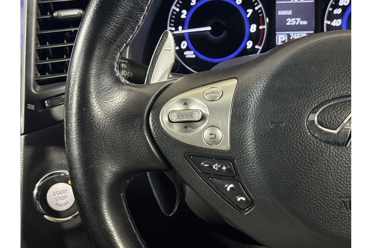 2019 INFINITI QX70 S Premium S51
