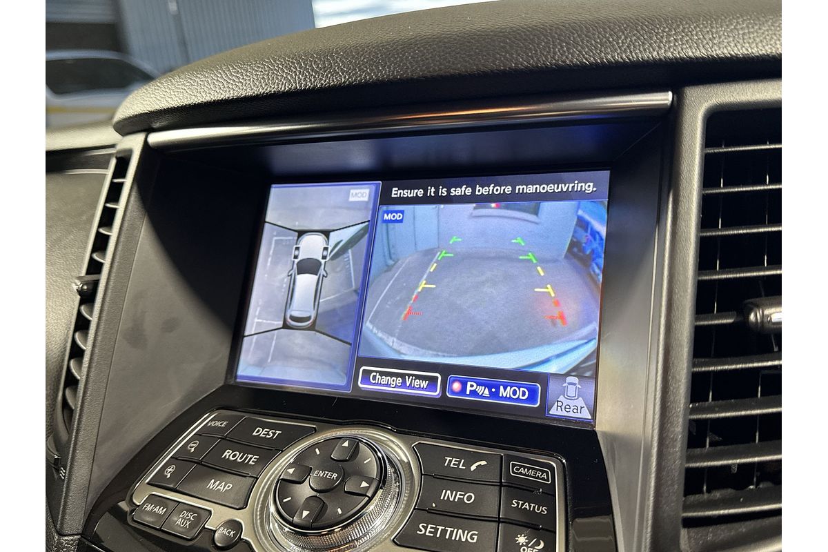 2019 INFINITI QX70 S Premium S51