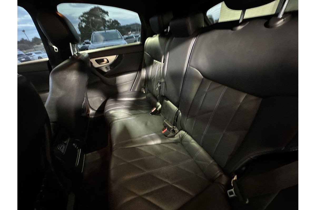 2019 INFINITI QX70 S Premium S51