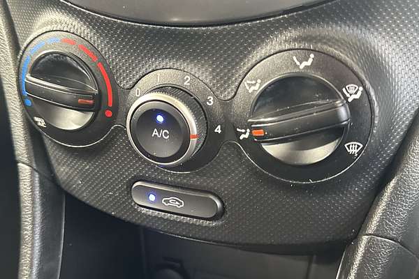 2017 Hyundai Accent Active RB4