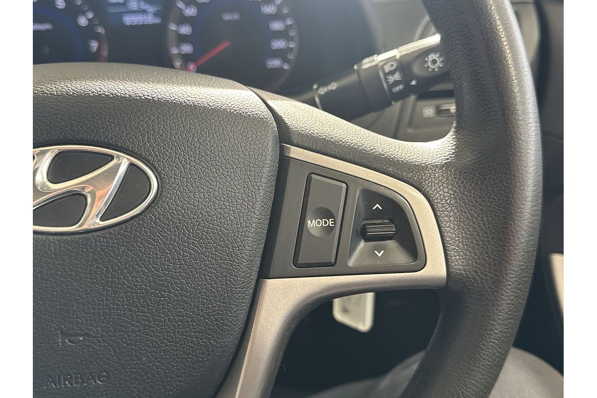2017 Hyundai Accent Active RB4
