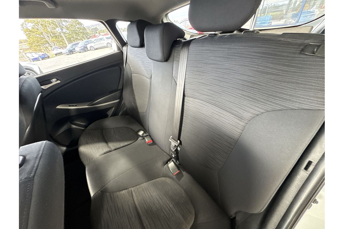 2017 Hyundai Accent Active RB4