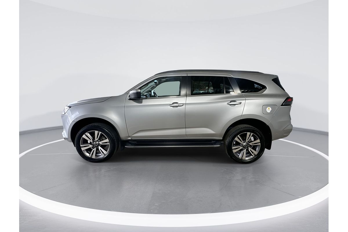2023 Isuzu MU-X LS-T