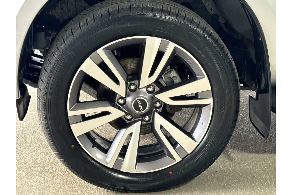 2023 Isuzu MU-X LS-T