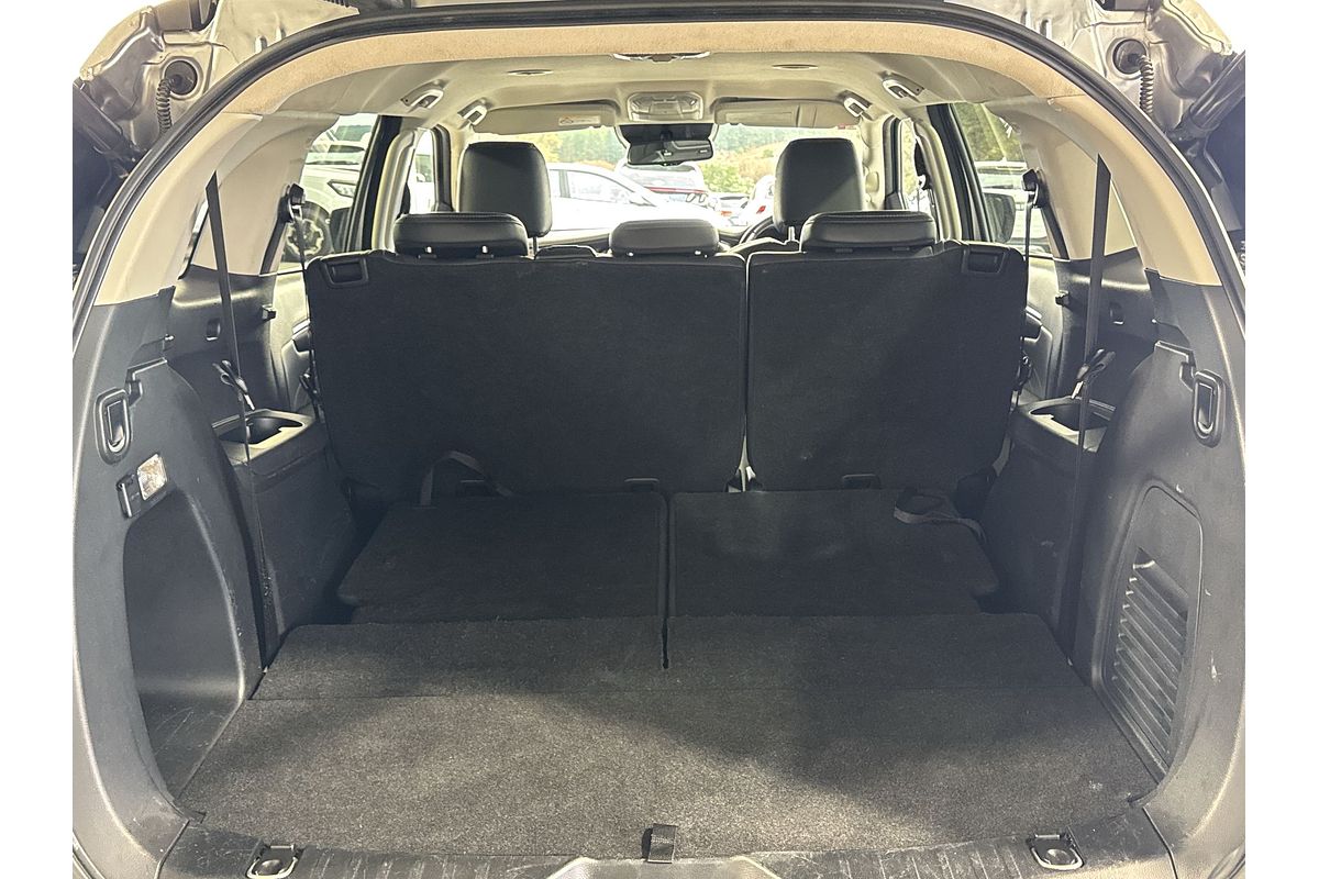 2023 Isuzu MU-X LS-T