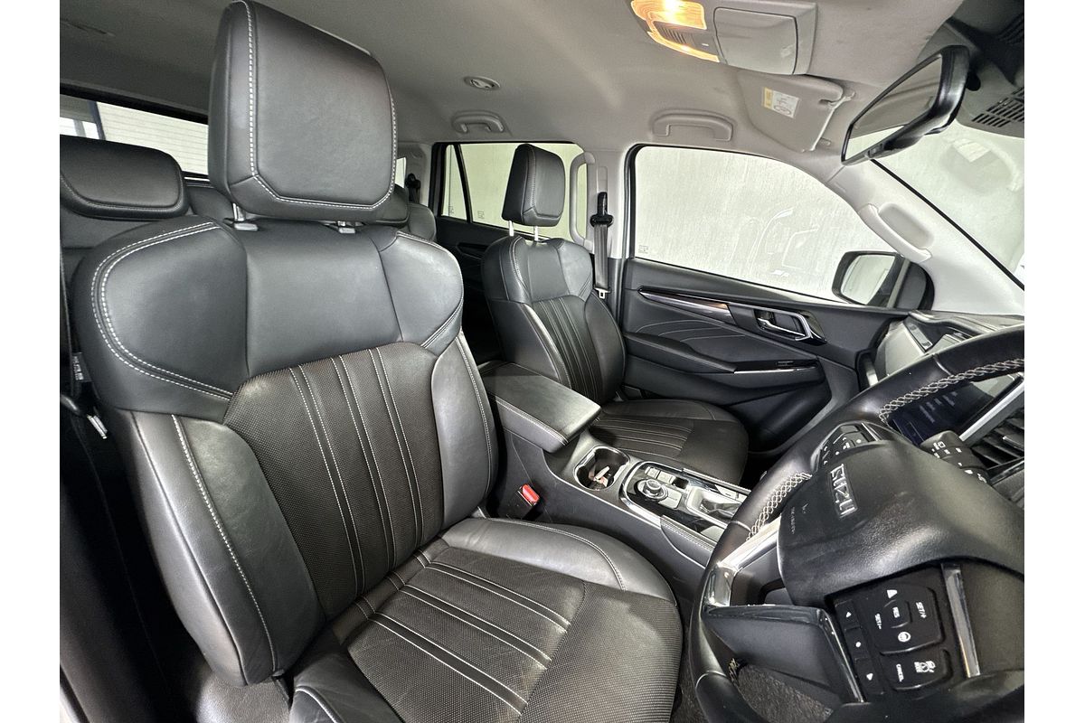2023 Isuzu MU-X LS-T