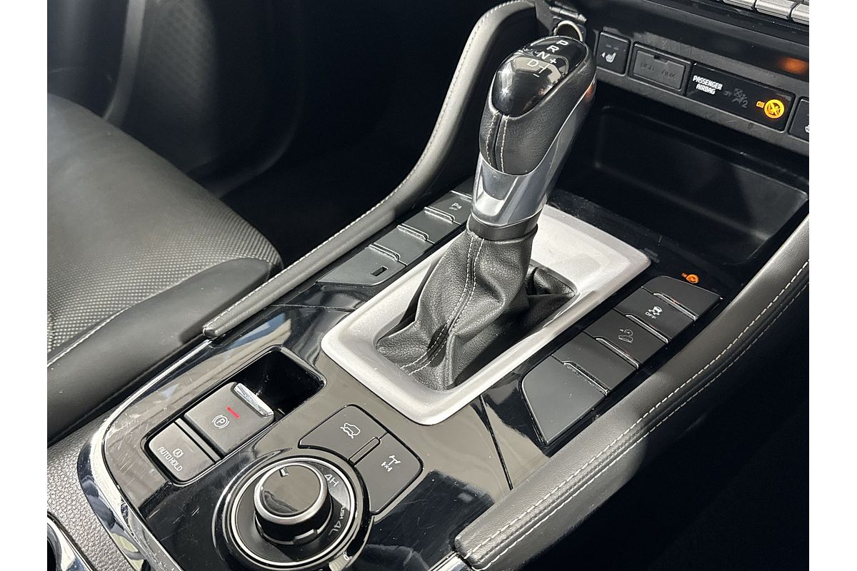 2023 Isuzu MU-X LS-T