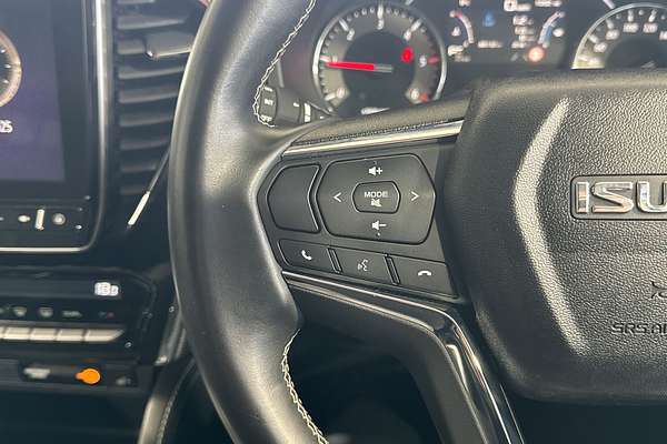 2023 Isuzu MU-X LS-T