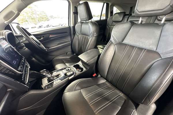 2023 Isuzu MU-X LS-T