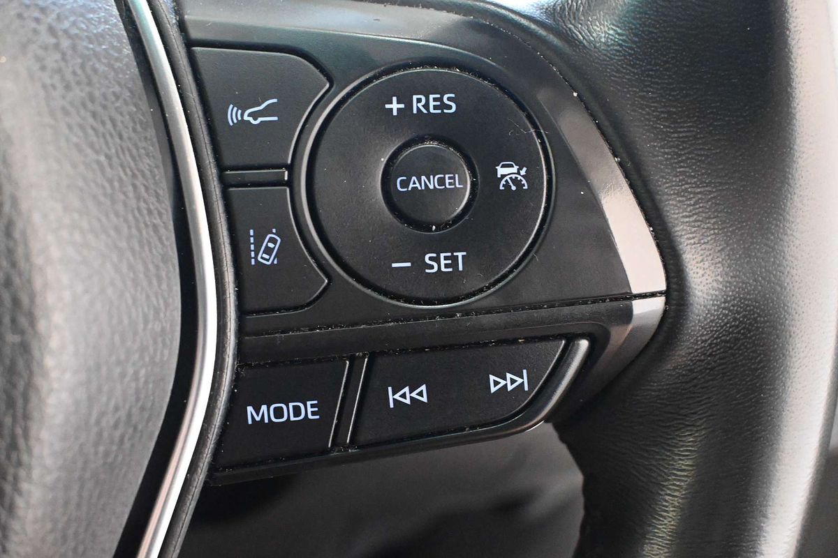 2020 Toyota Camry Ascent Sport AXVH71R